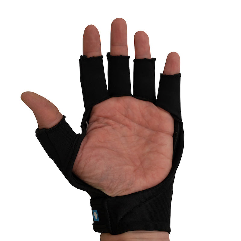 Byte ZT Knuckle Hockey Glove in Pink (view 3)