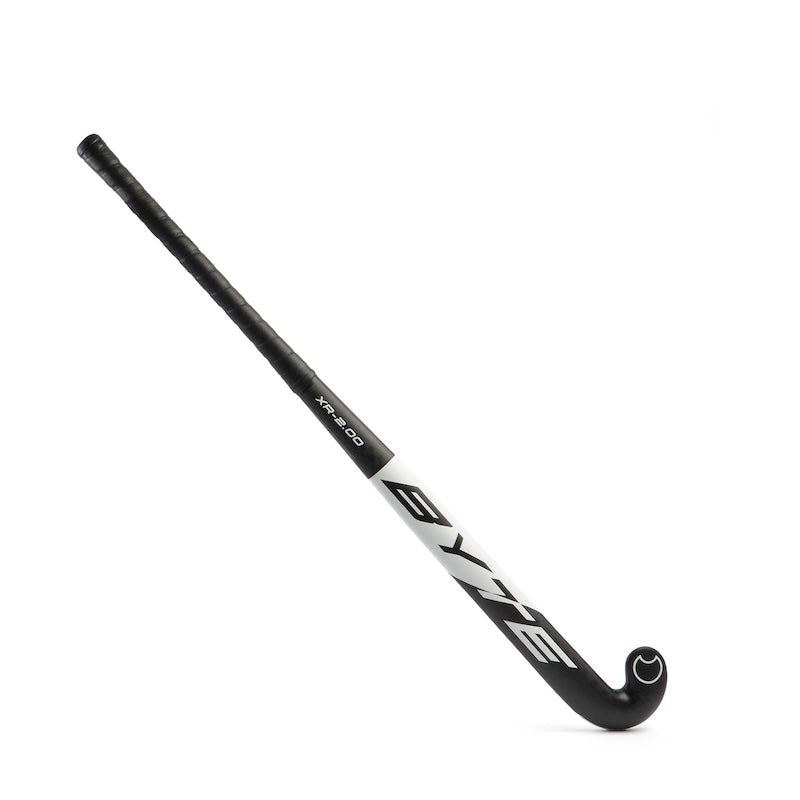 Byte XR2.00 Low Bow Field Hockey Stick in Black/White