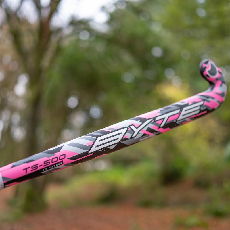 Byte TS500 Low Bow Field Hockey Stick in Black/Pink (view 4)
